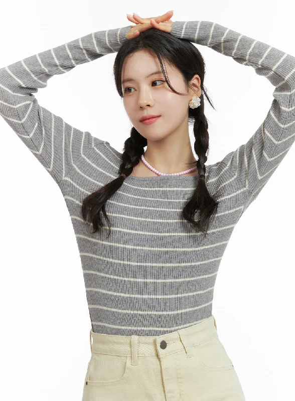 Stripe Square Neck Sweater OM419Knitted Graphic