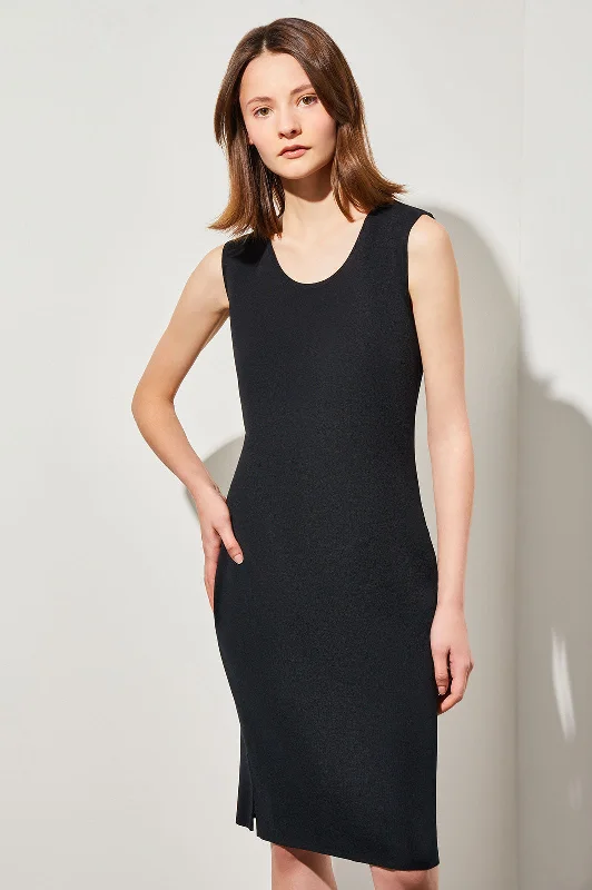 Women's winter topsPlus Size Sleeveless Sheath Knit Dress, Black